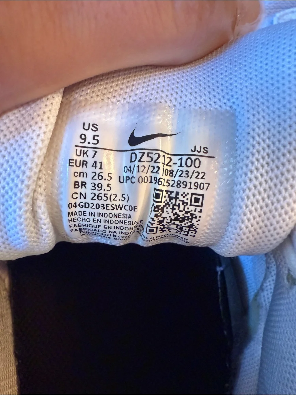 Nike Air Max 90 White Black Sneakers Women’s 9.5 Casual Running Shoes